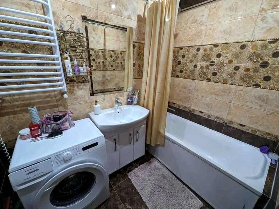 Apartment. Sergyi Korolyova St., Ternopil
