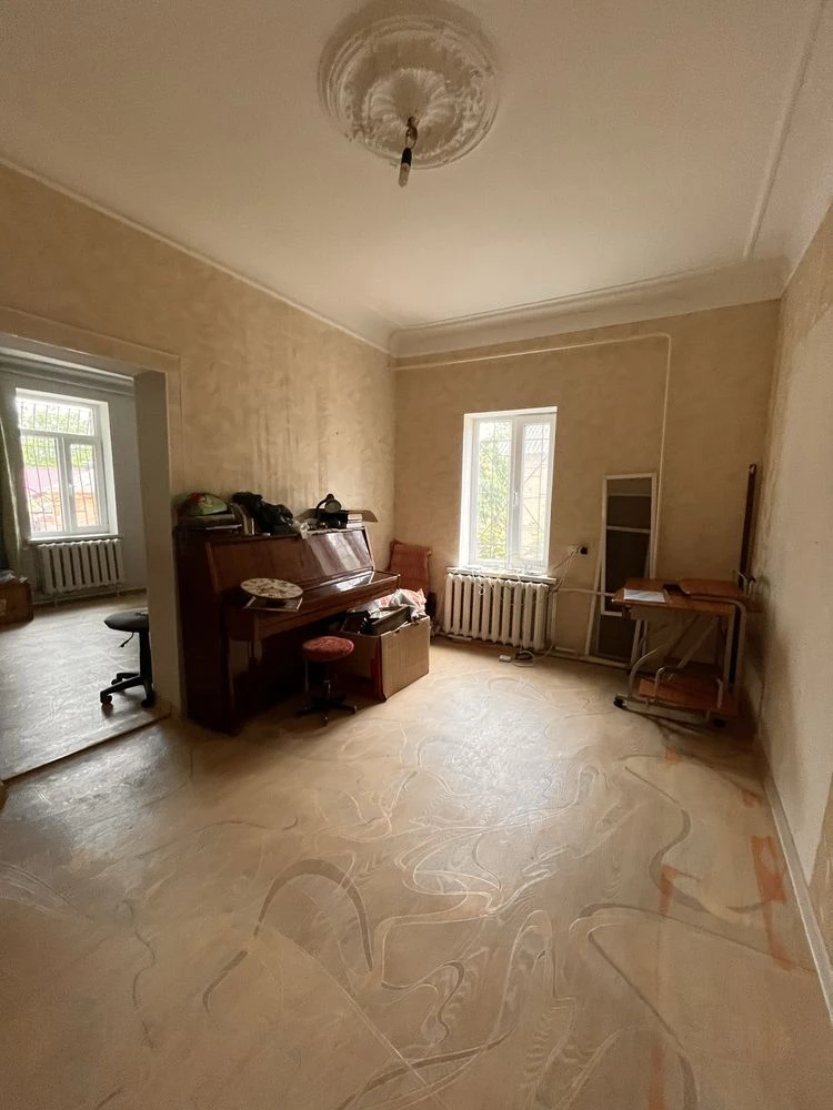 Part of house for sale on Dvorsovoy Street