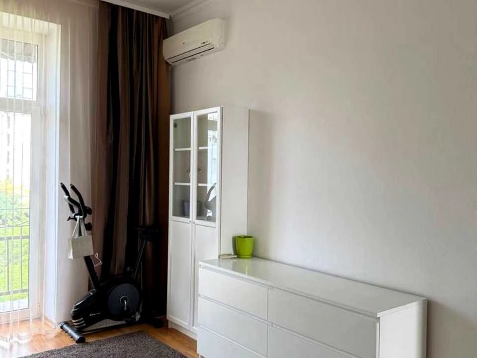 Apartment. Eugene Konovalets Street, Kyiv