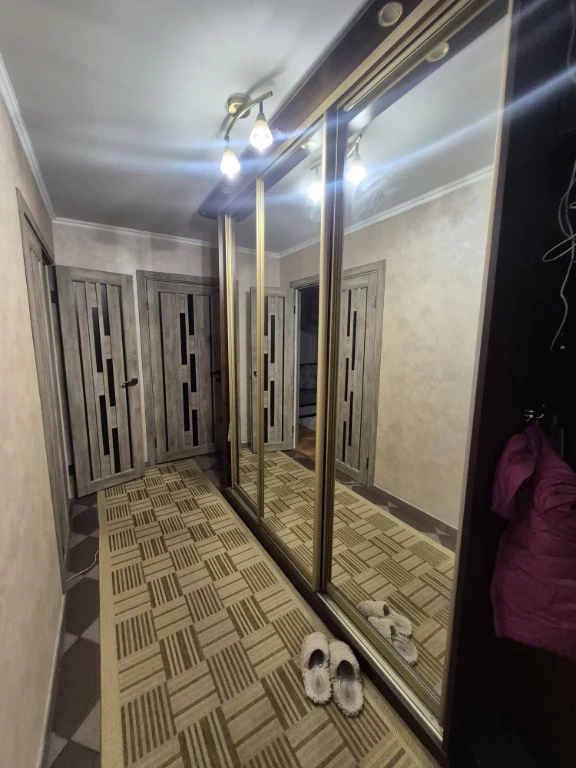 Продаж 2-кімнатна квартира в Любінській 10, площа 52 м². Ціна 95000 у.о.