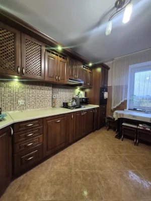 Продаж 2-кімнатна квартира в Любінській 10, площа 52 м². Ціна 95000 у.о.