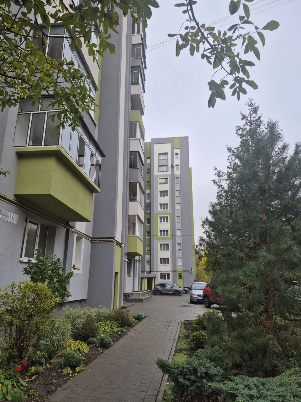 Продаж 2-кімнатна квартира в Любінській 10, площа 52 м². Ціна 95000 у.о.