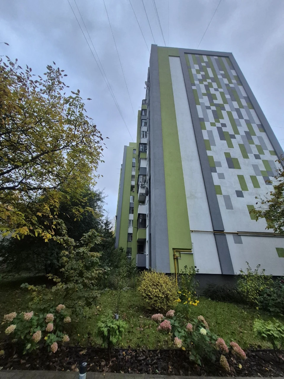 Продаж 2-кімнатна квартира в Любінській 10, площа 52 м². Ціна 95000 у.о.