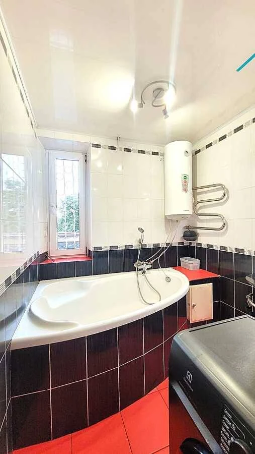 For Sale: 3-bedroom apartment, Kyiv, Dniprovskyi, Dniprovska naberezhna, 13