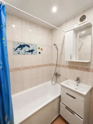Продам 2к квартиру Поля пр. 143 а