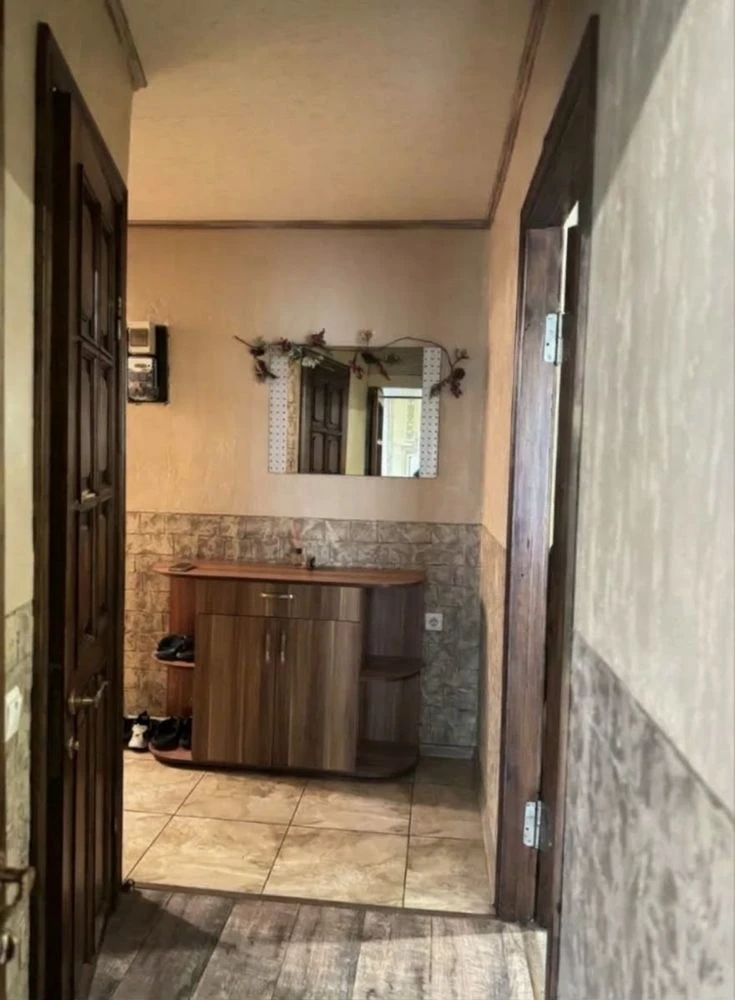 Продам 1ком квартиру Правый берег Днепр