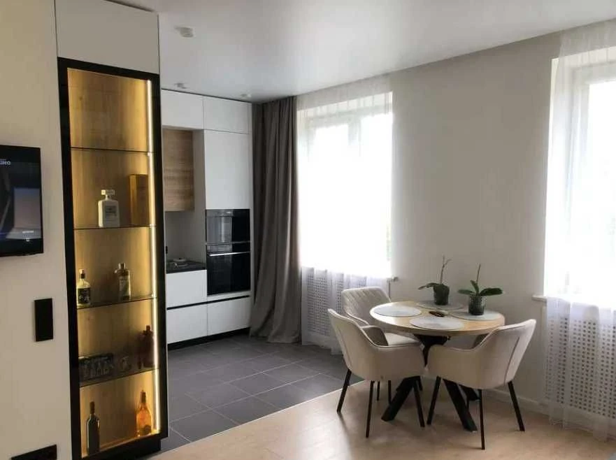 For Sale 3 room apartment 68 sq.m. Euroremodel Fully furnished 3/9