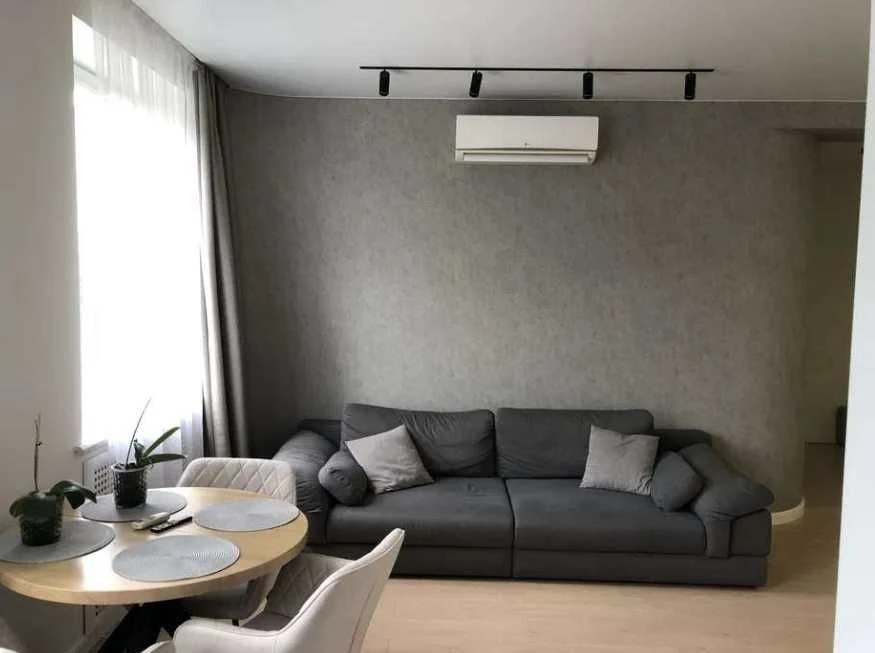 For Sale 3 room apartment 68 sq.m. Euroremodel Fully furnished 3/9