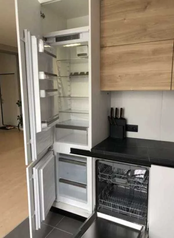For Sale 3 room apartment 68 sq.m. Euroremodel Fully furnished 3/9
