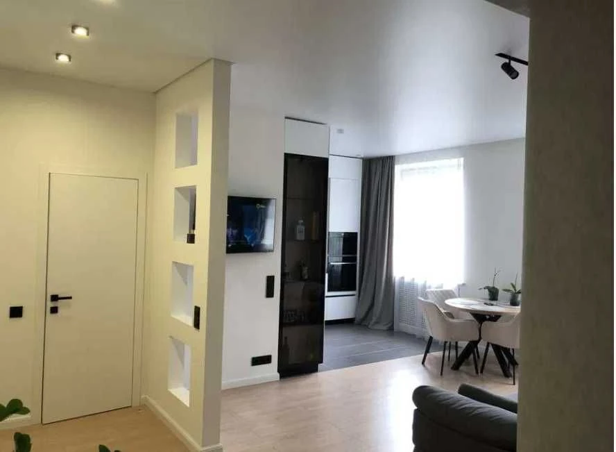 For Sale 3 room apartment 68 sq.m. Euroremodel Fully furnished 3/9