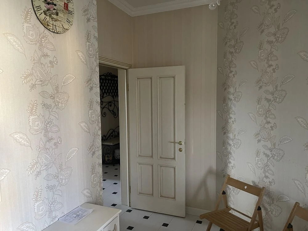 Продається 3-кімнатна квартира в центрі