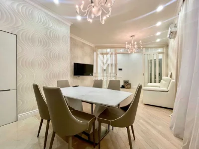 Stylish two-bedroom apartment for sale in the Lyapunov Center Shatilovka residential complex.