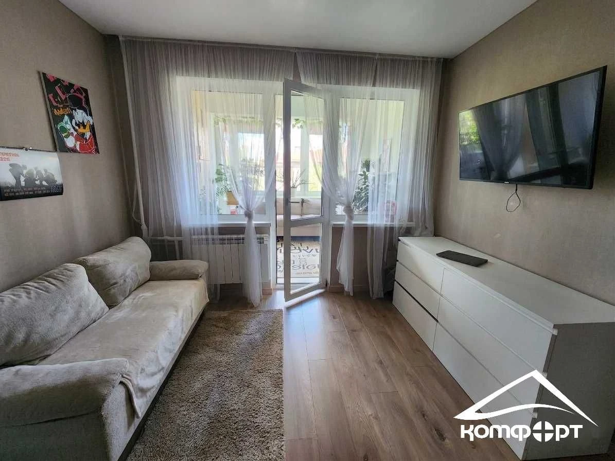 Продам 3-кімнатну квартиру в Єреванському районі