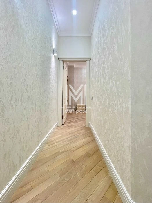Stylish two-bedroom apartment for sale in the Lyapunov Center Shatilovka residential complex.