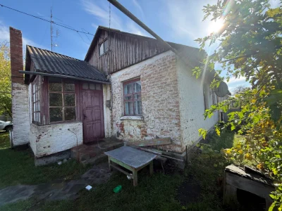 For Sale: House with Gas