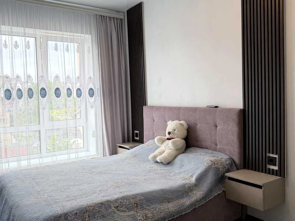 Apartment. Ivano-Frankivsk, Sofiivka street.