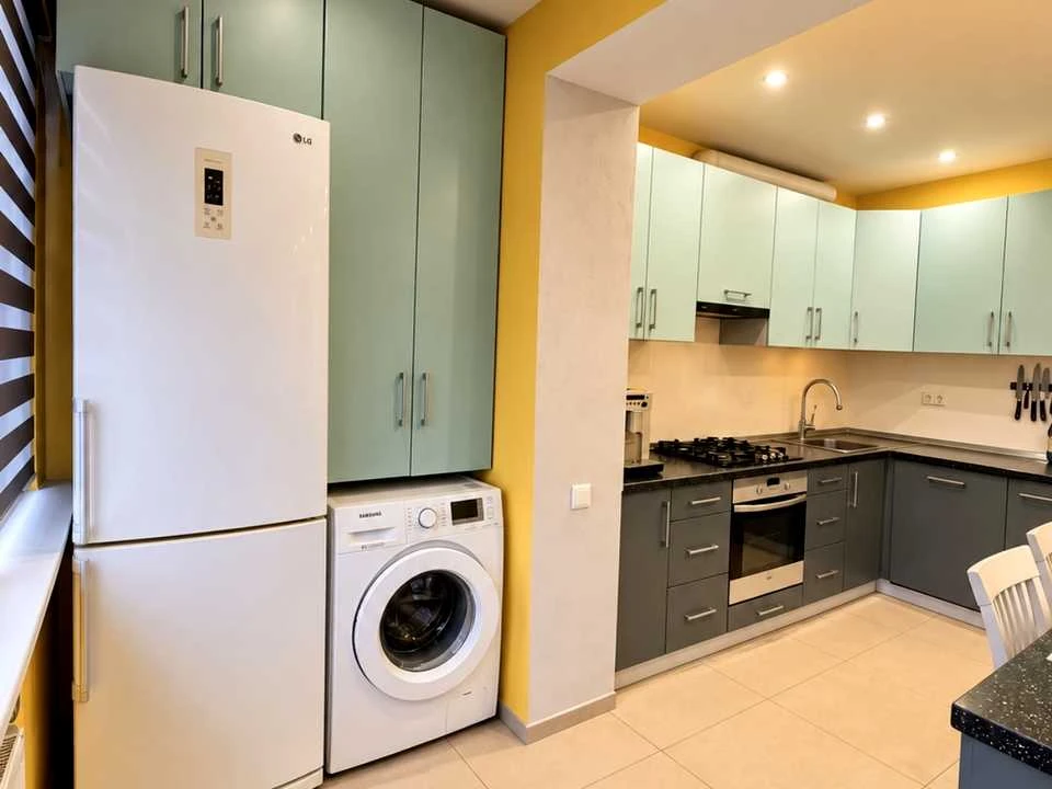 Apartment. Ivan-Frankivsk, Heroiv Mykolyeva Street