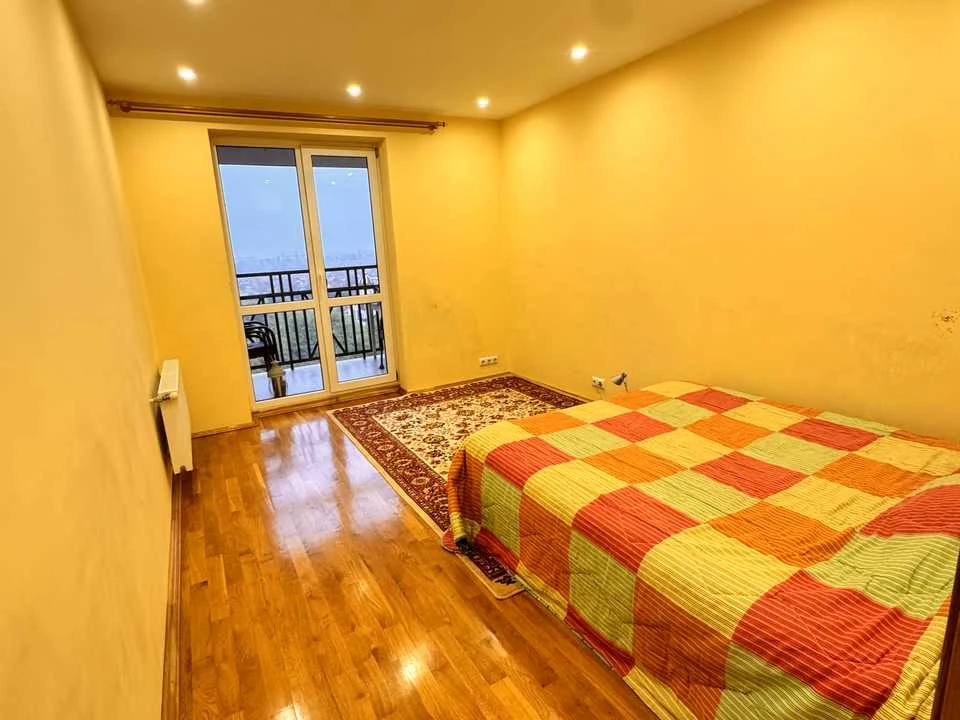 Apartment. Ivan-Frankivsk, Heroiv Mykolyeva Street