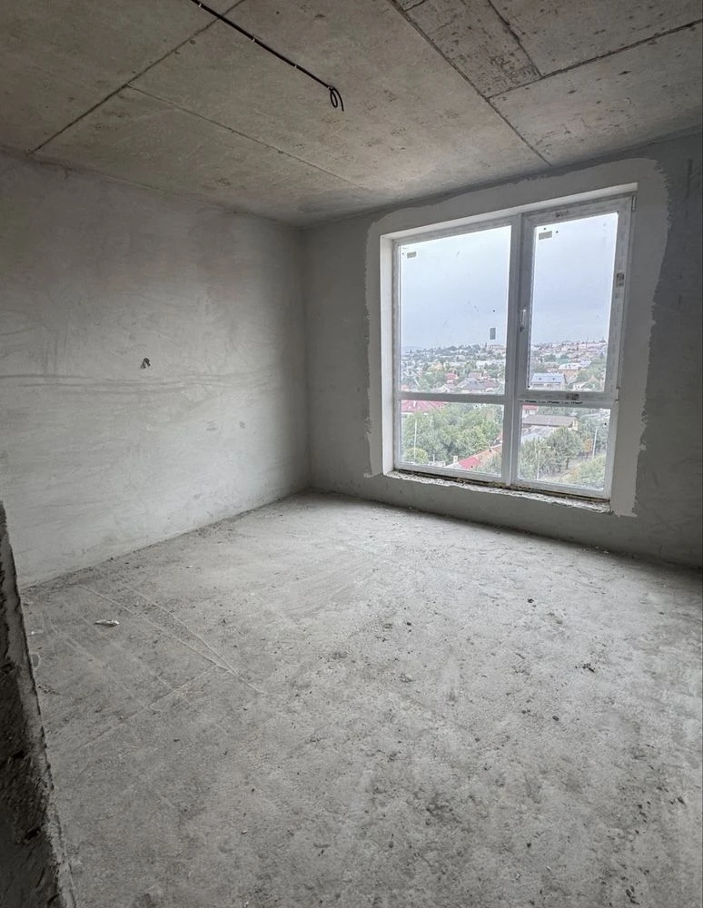 Продаётся 1-комнатная новостройка, район Майдану