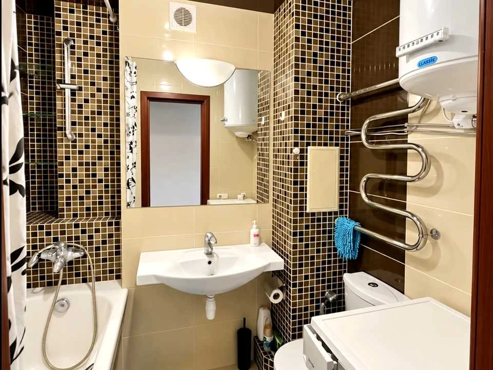 Apartment. Kyiv, Olona Avenue