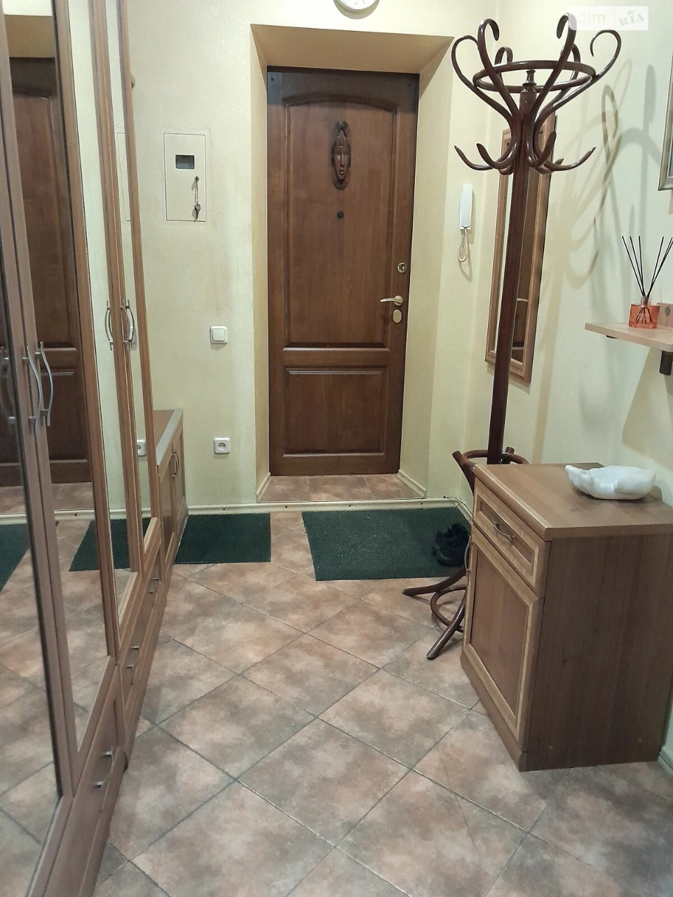 Long-Term Rental Apartment Ozerka