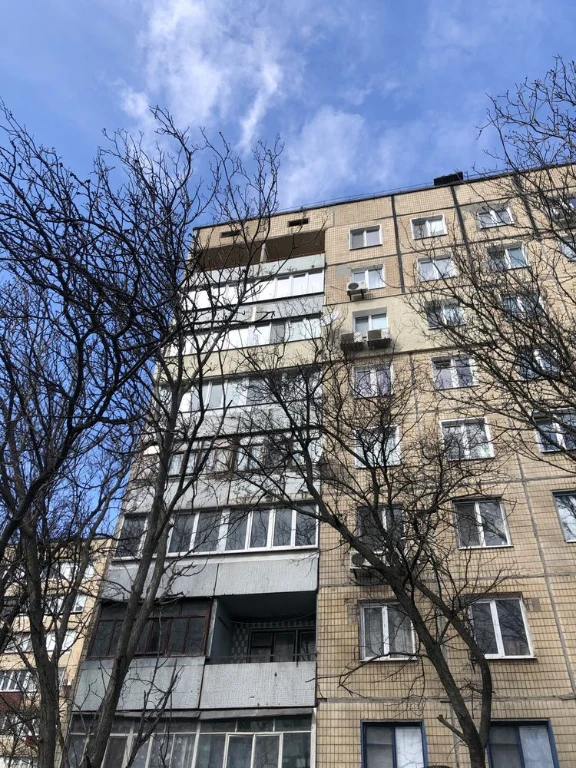 Sale of a 3-room apartment, 55.4 sq m, Kryvyi Rih, Zarychni microdistrict