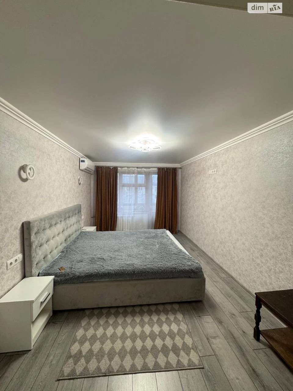 Long-Term Rental Apartment, Zalesnitsyi Massiv