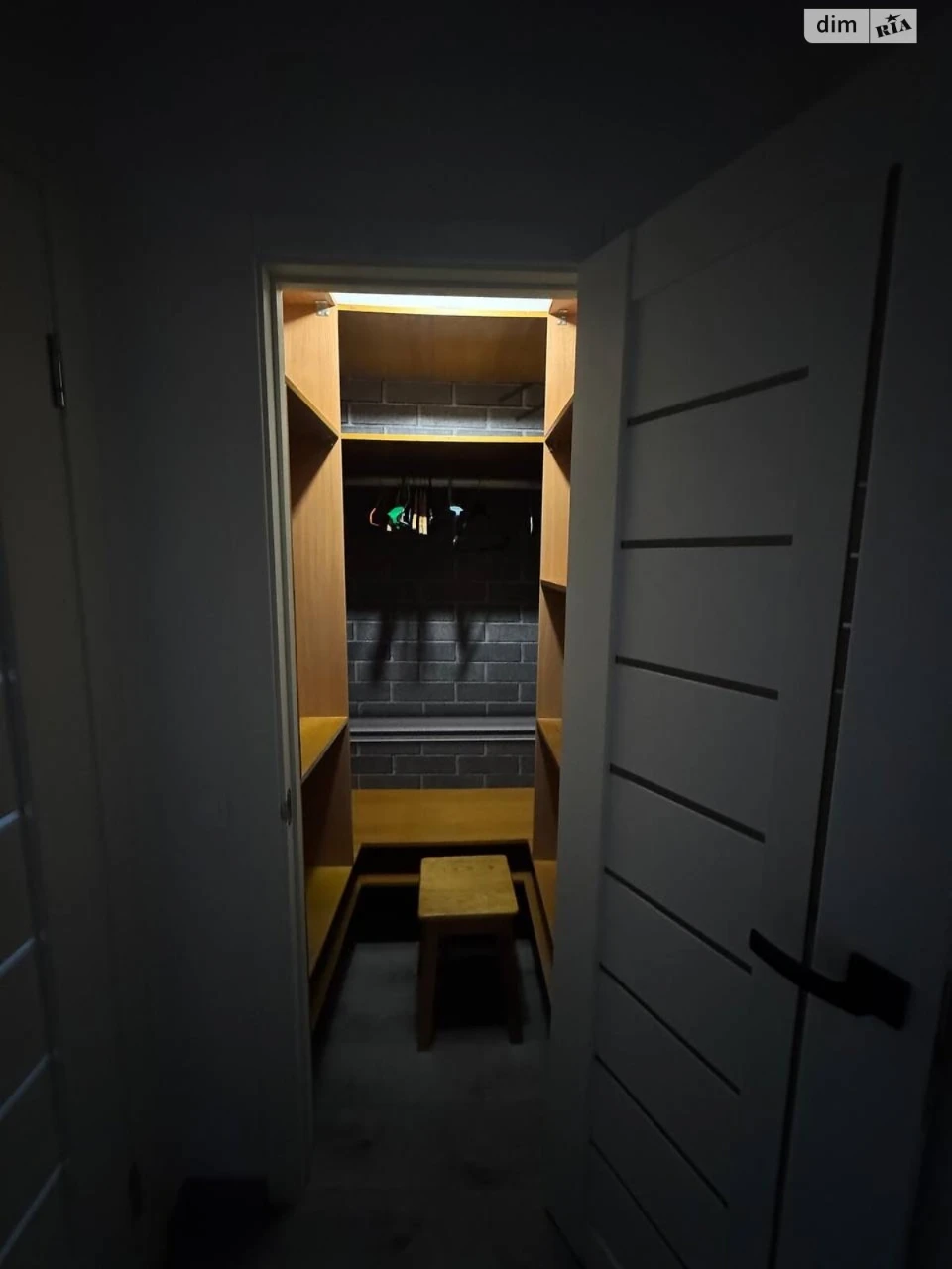 Long-Term Rental Apartment, Zalesnitsyi Massiv