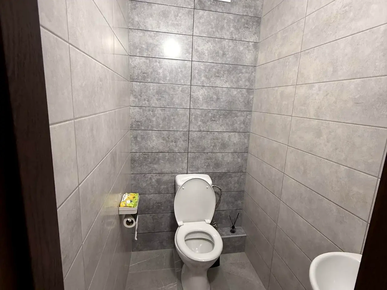 Оренда квартири 2-кімн. 73 м² 10/25 пов.