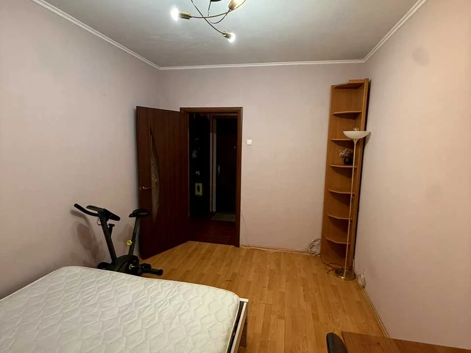 Apartment. Kyiv, Chornobylska St.