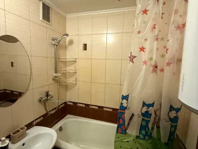 Apartment. Kyiv, Chornobylska St.