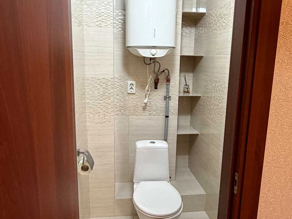 Apartment. Yasynuvat Street, Kyiv