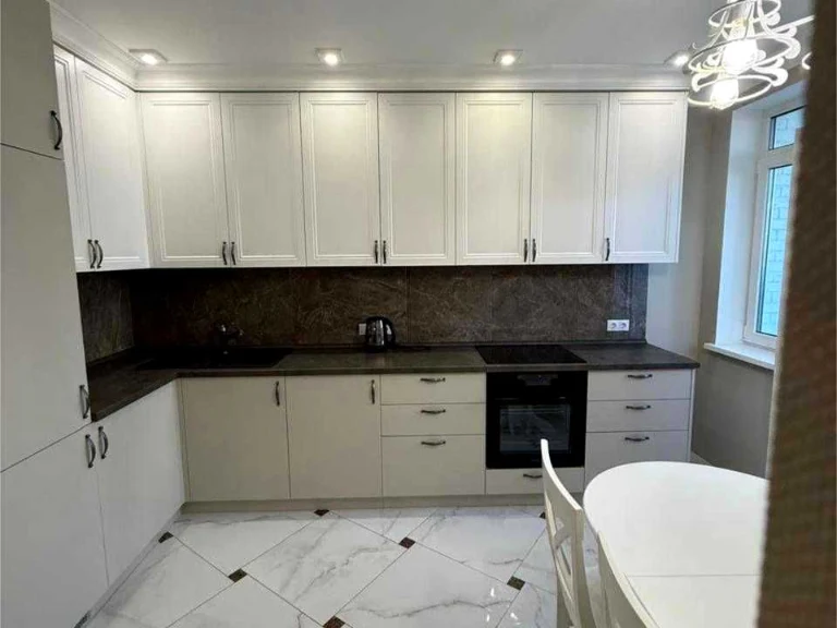 Apartment. Kyiv, Berezayskyi Prospect.