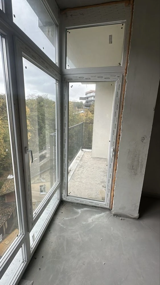 For Sale: 1-bedroom apartment in Sykhv district. Near the park.