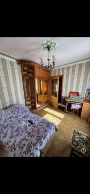For sale: 2/3 share of an apartment
