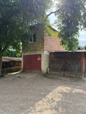 Продаж цегляного гаража з підвалом, вул. Дрогобицька, Стрий