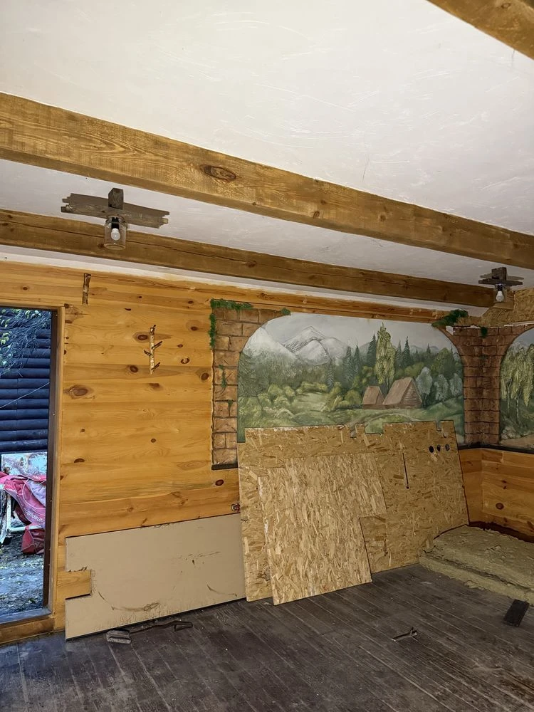 For Sale Wooden Building 50 m² for Demolition and Transportation