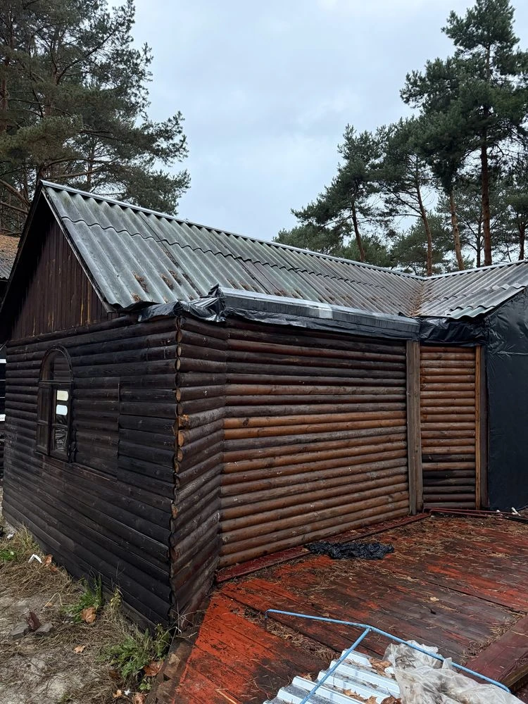 For Sale Wooden Building 50 m² for Demolition and Transportation