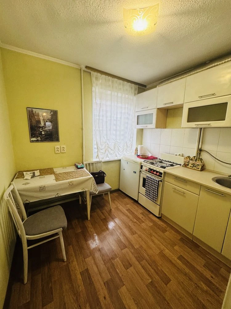Sale of a 1-room apartment with renovation in the city of Novi Rozdol.