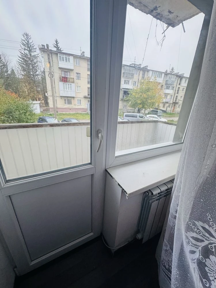 Sale of a 1-room apartment with renovation in the city of Novi Rozdol.