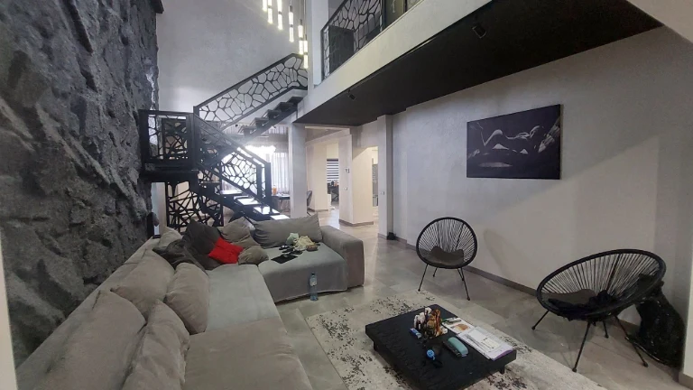 House for sale opposite Bozdos Park!