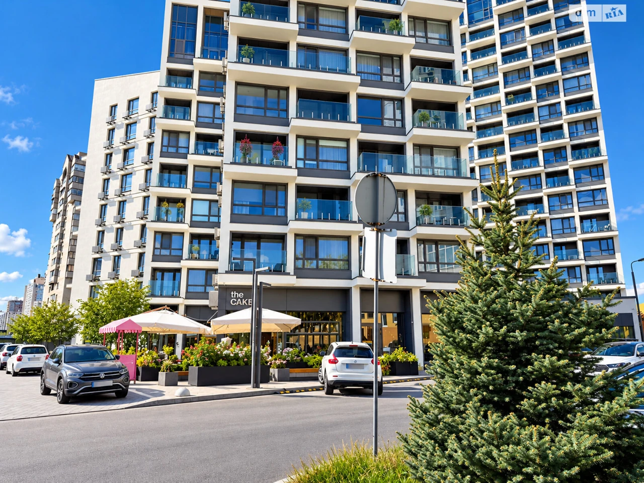 Long-Term Rental Apartment, Pozniaky