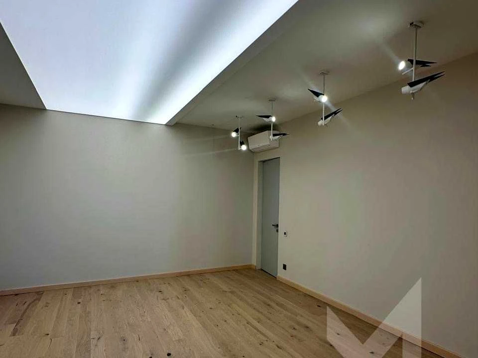 Apartment. Kharkiv, Otakara Yarosh Avenue.