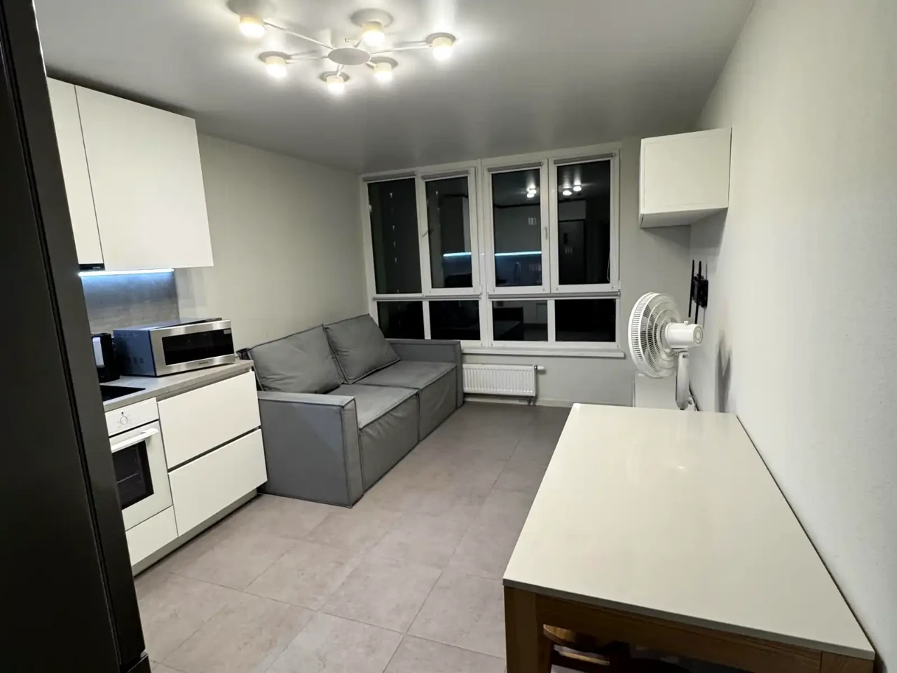 Оренда квартири 2-кімн. 505 м² 16/23 пов.