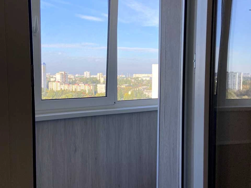 Квартира. Київ, вулиця Михайла Донця