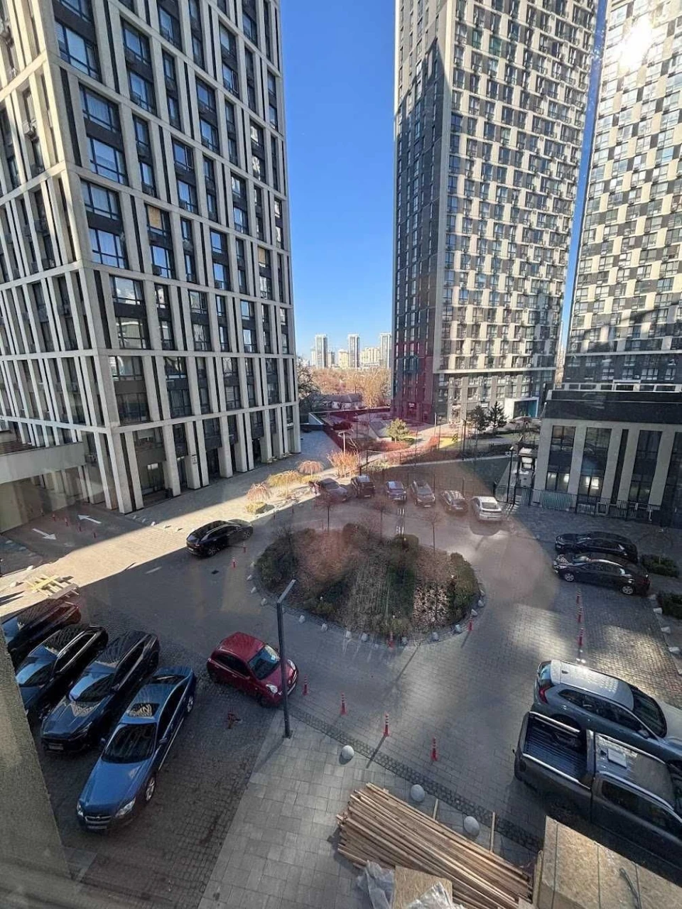 Сдается 3-комнатная квартира в ЖК Славутич 1, метро Славутич, Осокорки