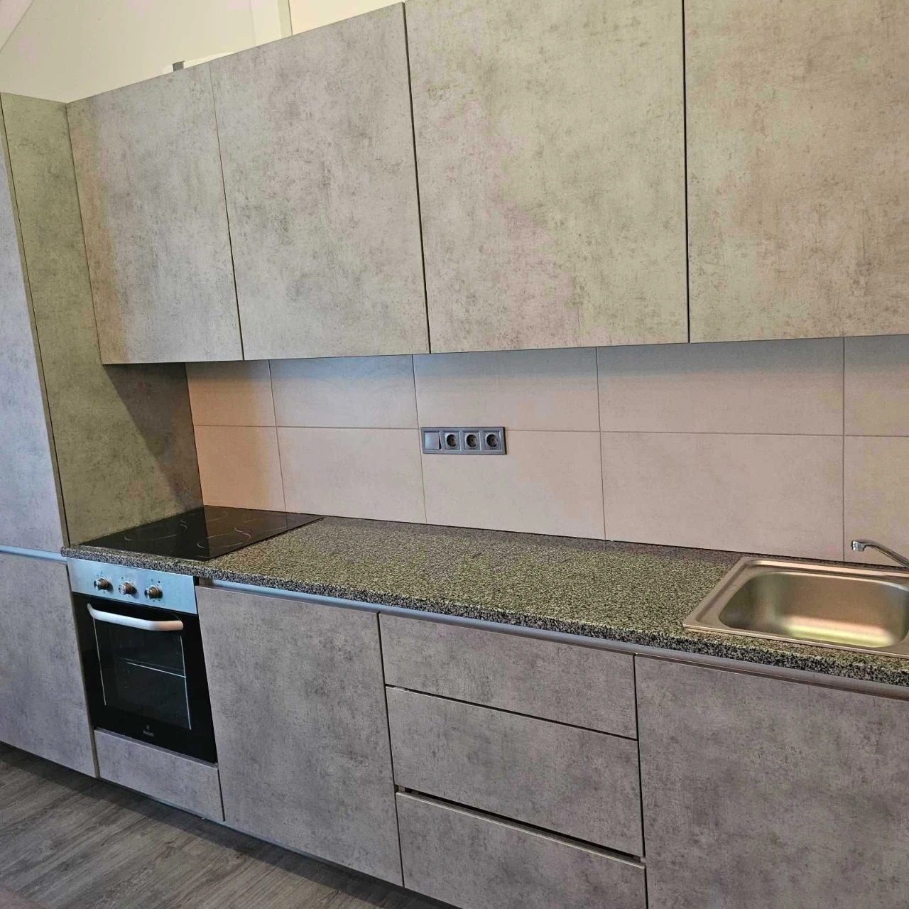 ЗАЛОГ 1/2! Здати квартиру ПАРКОВКА, вул. Совська, 20Б, м. Васильківська