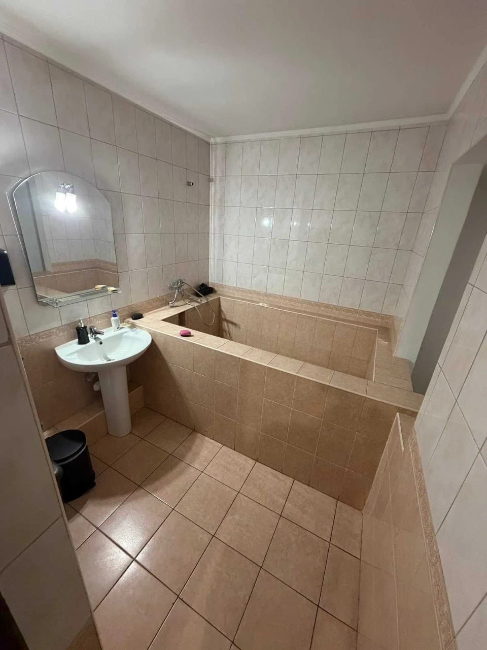 Rent an apartment at 120 sq m on Саксаганського/Паньківська Street