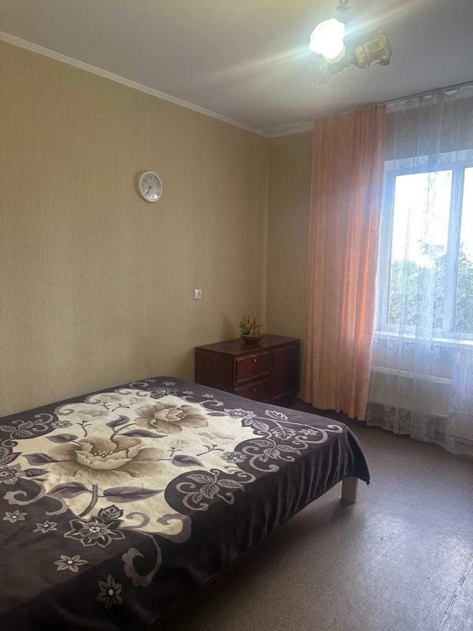 Rent 2 bedroom apartment on вул. Срібнокільська, 5 minutes from metro Poczyna