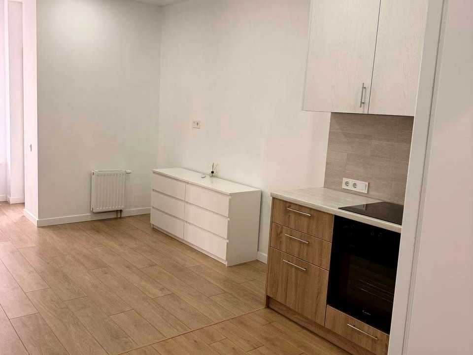 Apartment. Kahovska St, Kyiv